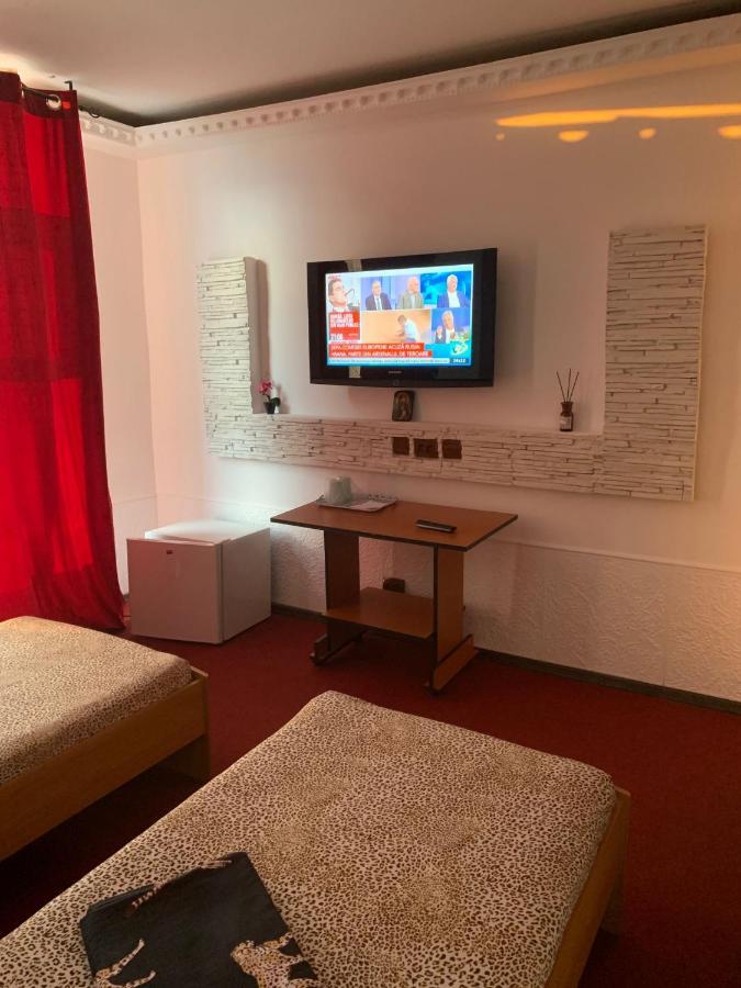 Karra Hotels Voluntari Eksteriør bilde