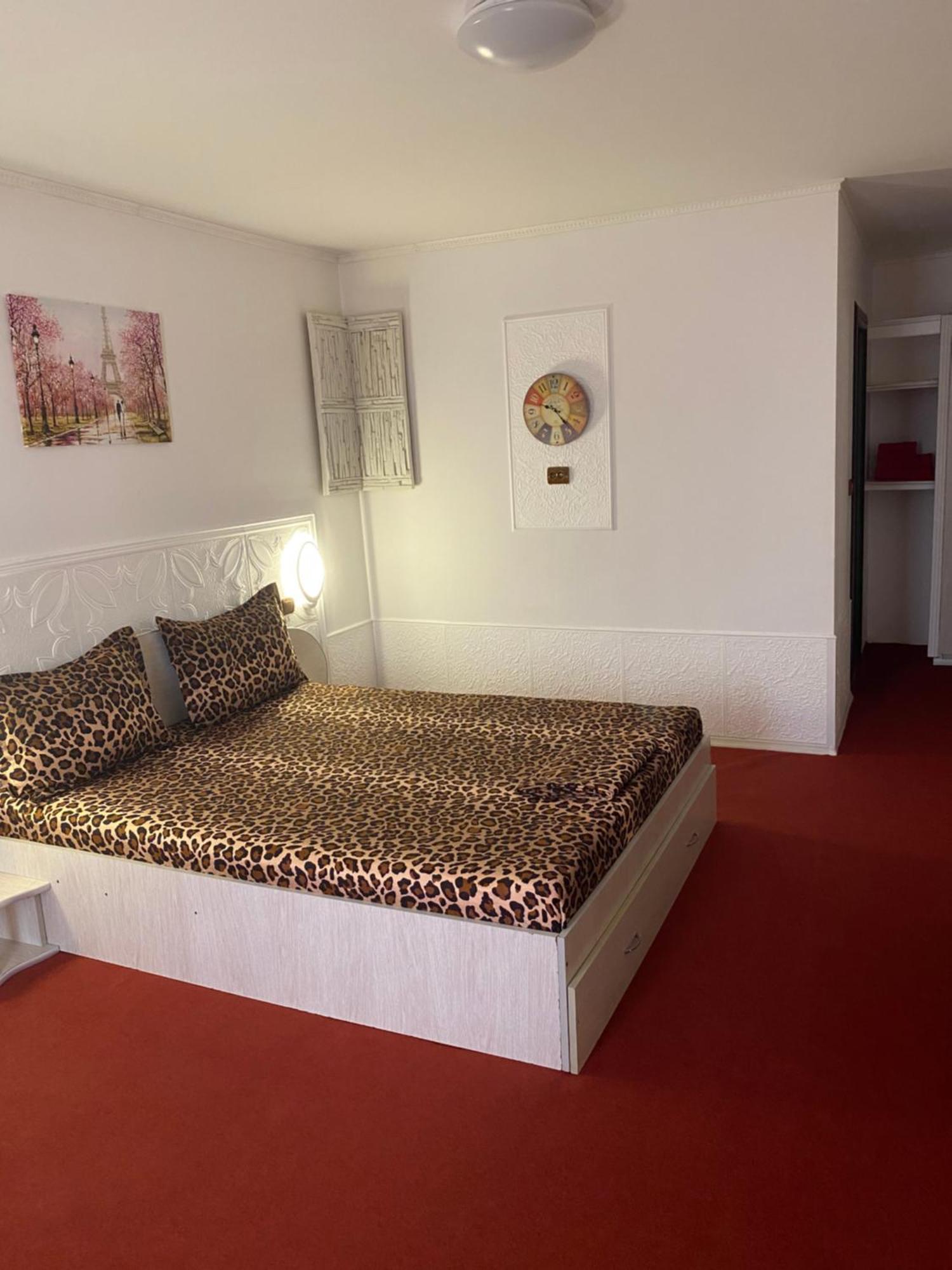 Karra Hotels Voluntari Eksteriør bilde