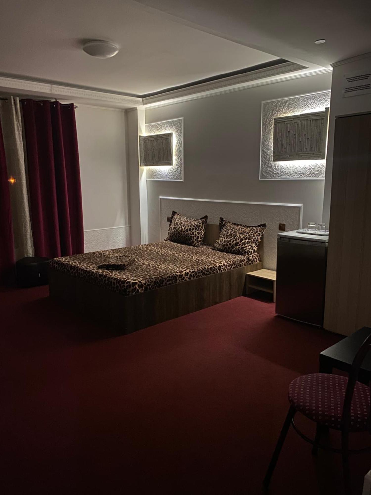 Karra Hotels Voluntari Eksteriør bilde