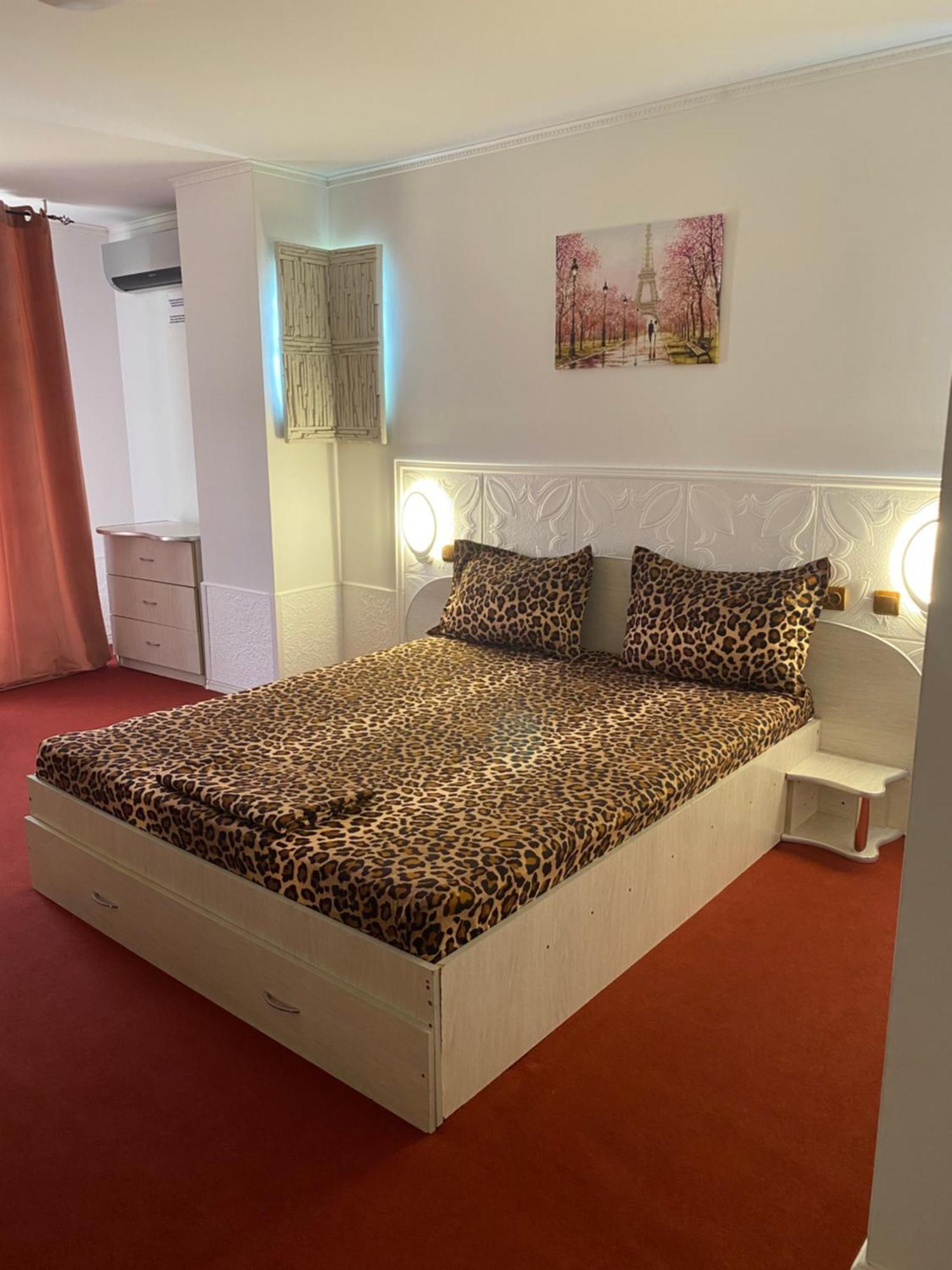 Karra Hotels Voluntari Eksteriør bilde