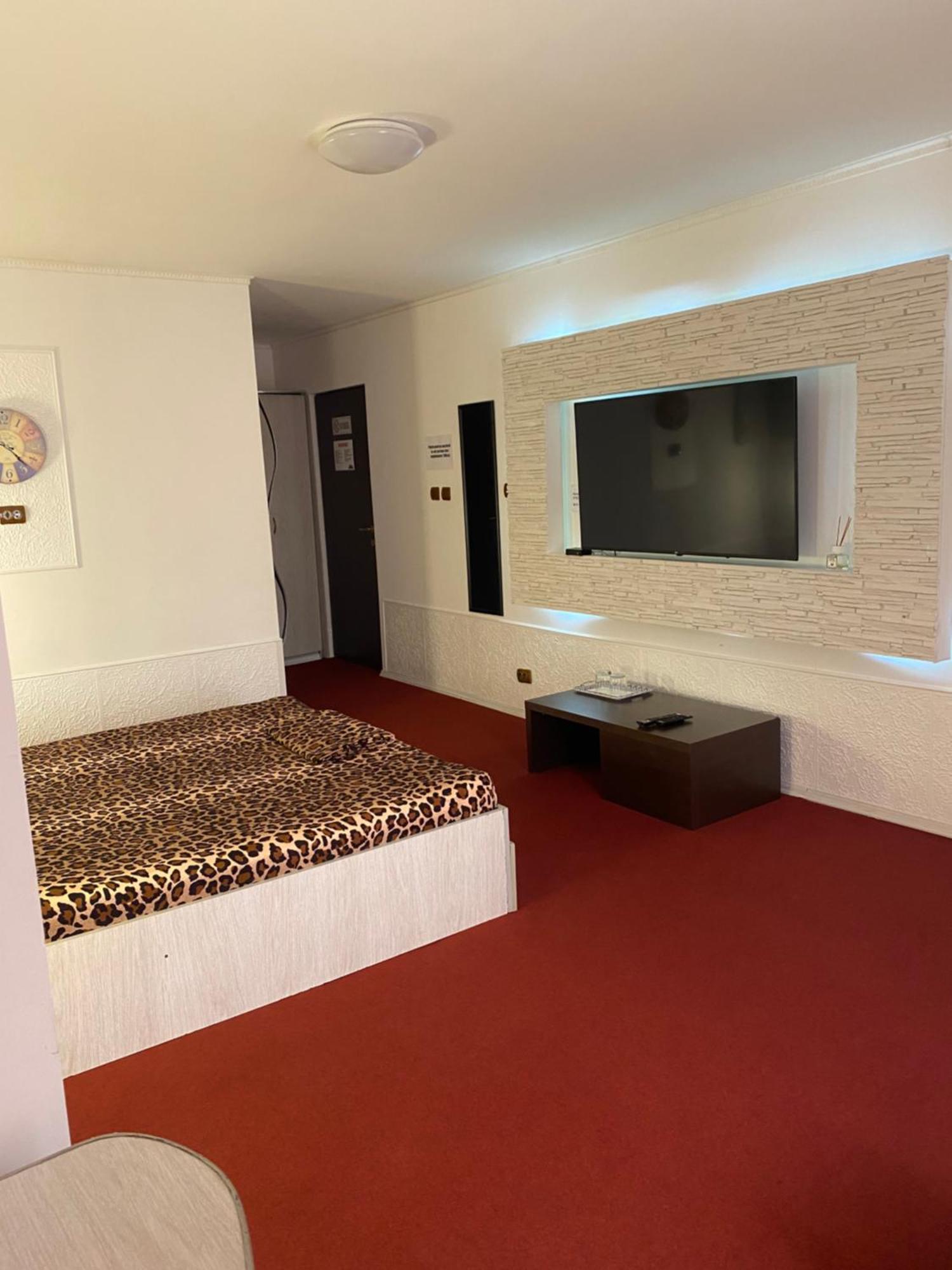 Karra Hotels Voluntari Eksteriør bilde