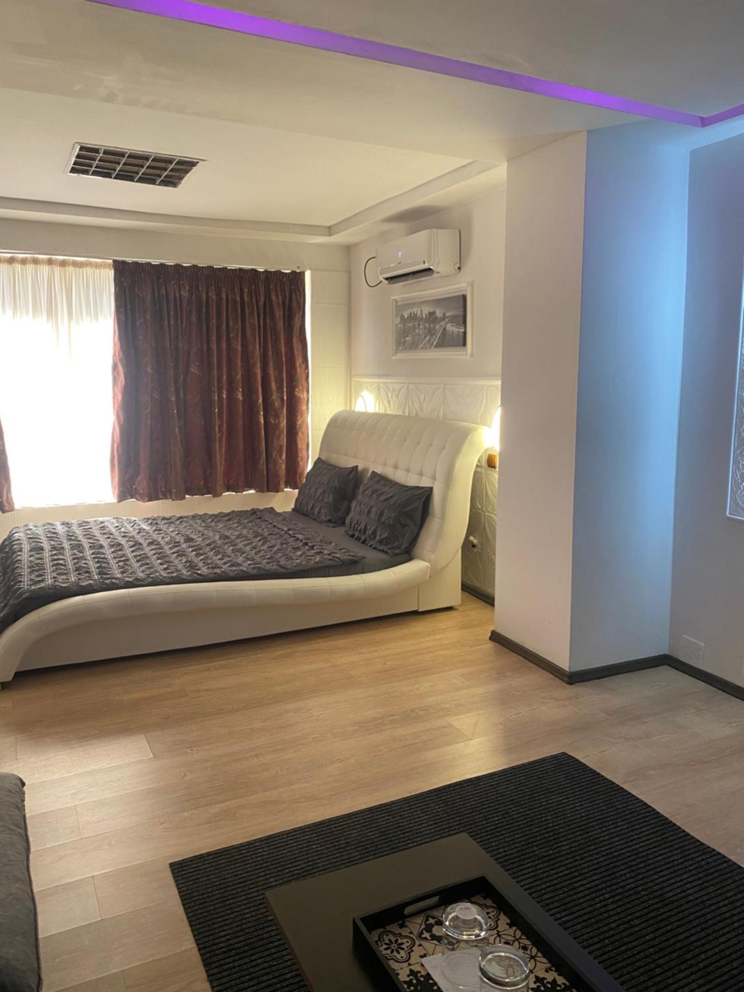 Karra Hotels Voluntari Eksteriør bilde